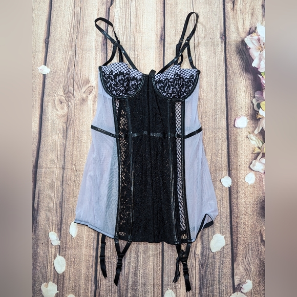 Victoria's Secret Very Sexy Merrywidow Lavender Black Lace Mesh 34B NEW - Picture 2 of 7